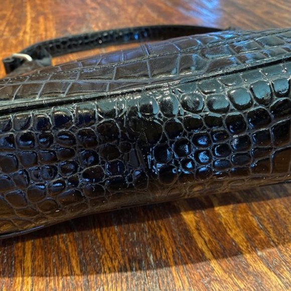WILSON LEATHER * BLACK embossed CROC Purse HANDBAG * pockets * toggle - Picture 5 of 9